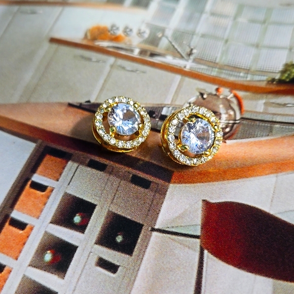 Earrings #161 - Picture 1 of 3